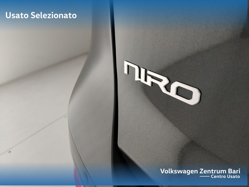 Kia Niro 1.6 gdi hev style dct6 - 21
