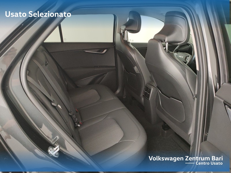 Kia Niro 1.6 gdi hev style dct6 - 24