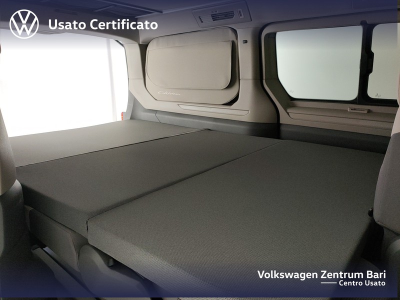 Volkswagen VIC T6 Transporter California Beach5 110TDI Aut - 23