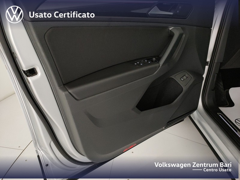 Volkswagen Tiguan 2.0 tdi elegance 150cv dsg - 14