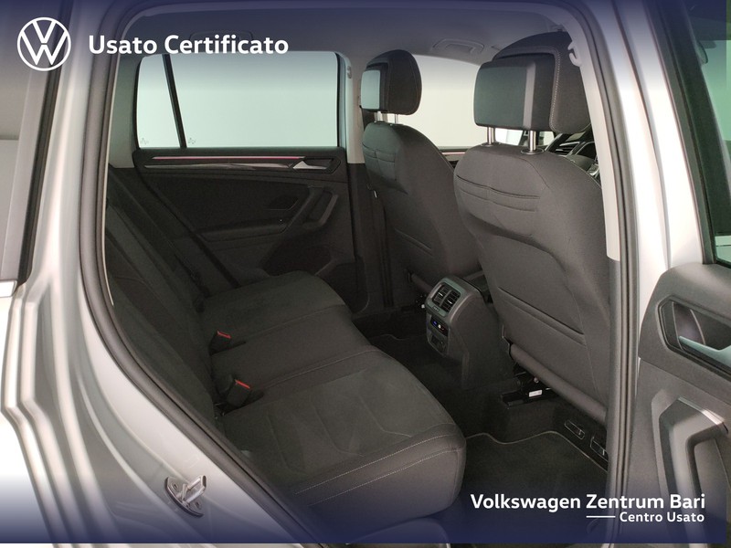 Volkswagen Tiguan 2.0 tdi elegance 150cv dsg - 24