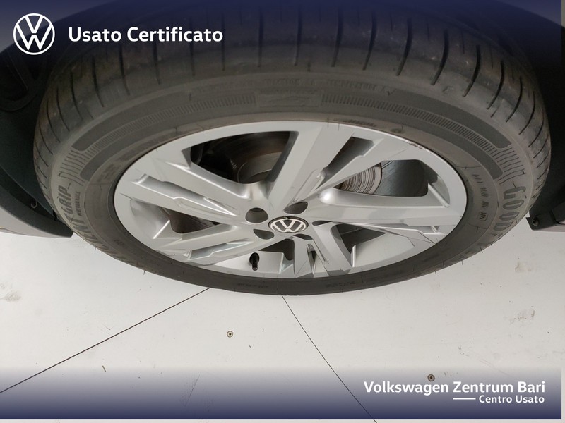 Volkswagen T-Cross 1.0 tsi r-line 115cv - 17