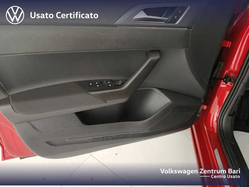 Volkswagen Taigo 1.0 tsi r-line 110cv - 13