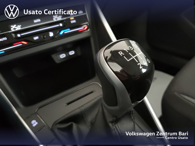 Volkswagen Taigo 1.0 tsi life 110cv - 12
