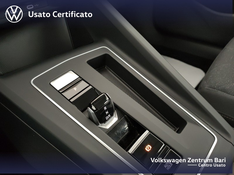 Volkswagen Golf 2.0 tdi life 115cv dsg - 11