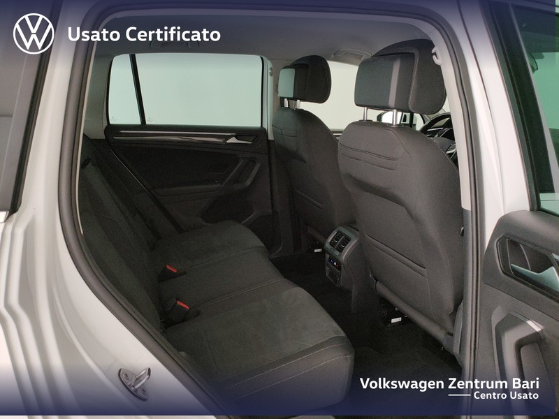 Volkswagen Tiguan 2.0 tdi elegance 150cv dsg - 25