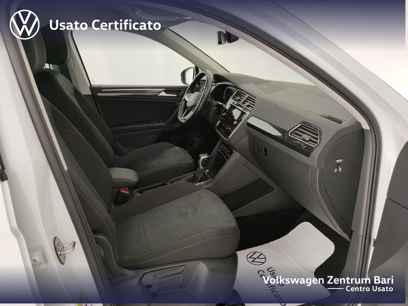 Volkswagen Tiguan 2.0 tdi elegance 150cv dsg - 27