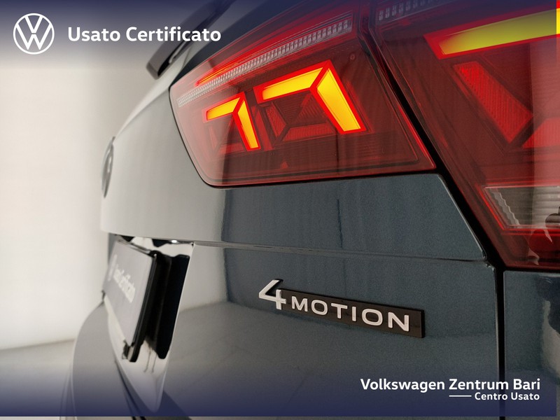 Volkswagen Tiguan 2.0 tdi r-line 4motion 150cv dsg - 23