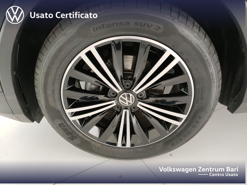 Volkswagen Tiguan 2.0 tdi elegance 150cv dsg - 16