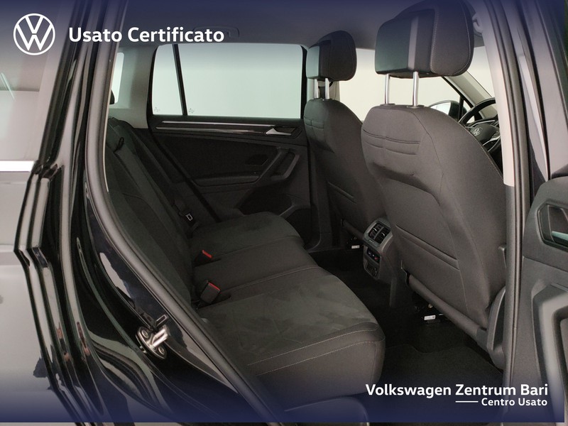 Volkswagen Tiguan 2.0 tdi elegance 150cv dsg - 24