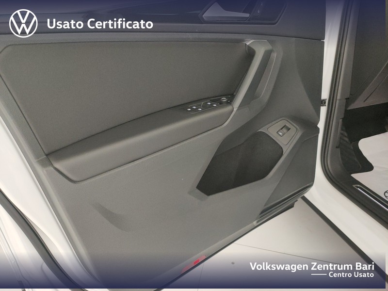 Volkswagen Tiguan 2.0 tdi elegance 150cv dsg - 16