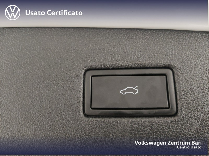 Volkswagen Tiguan 2.0 tdi elegance 150cv dsg - 25