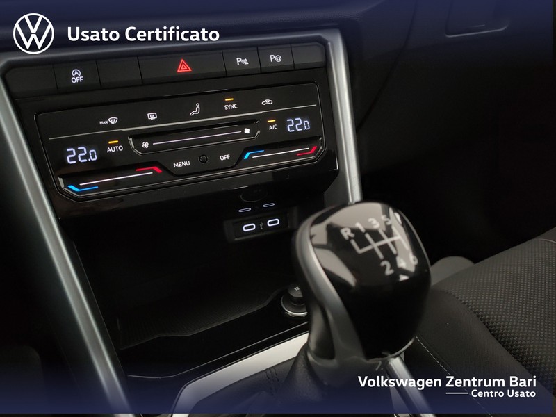 Volkswagen T-Roc 1.0 tsi life 110cv - 10