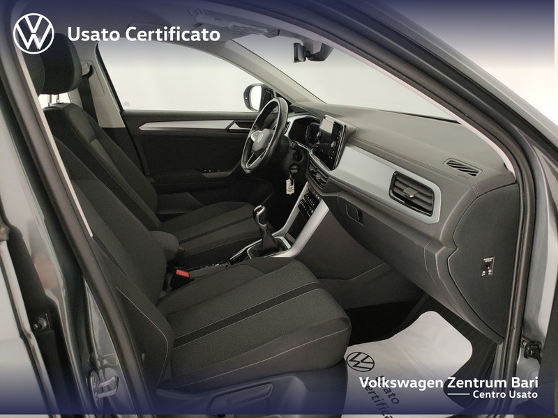 Volkswagen T-Roc 1.0 tsi life 110cv - 22