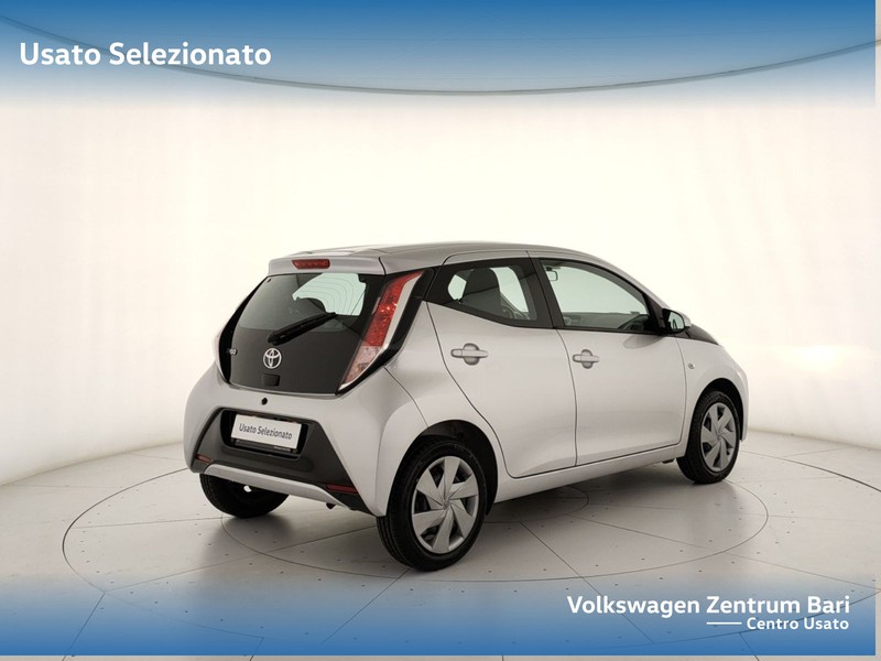 Toyota Aygo 5p 1.0 x-play my15 - 6