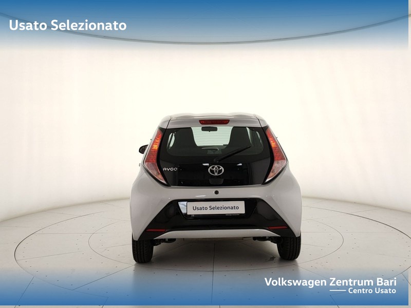Toyota Aygo 5p 1.0 x-play my15 - 7