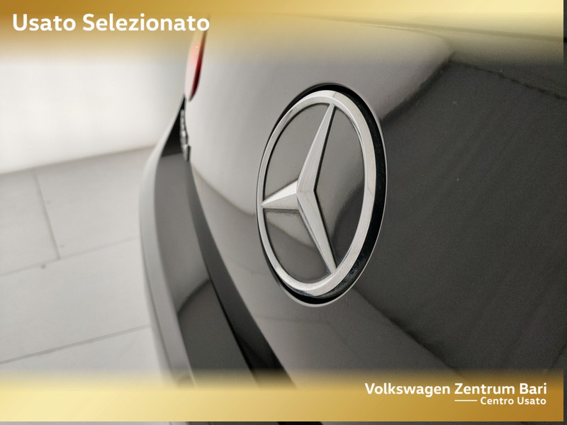 Mercedes Classe E coupe 220 d premium plus 4matic auto - 24