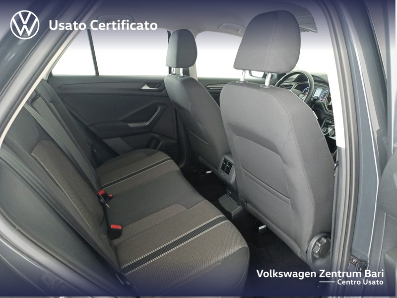 Volkswagen T-Roc 1.6 tdi style - 23