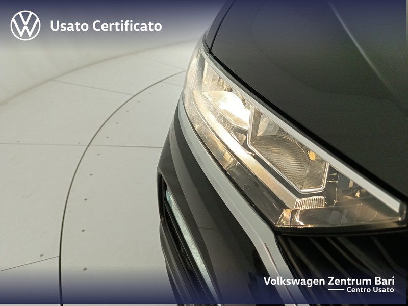 Volkswagen T-Roc 1.6 tdi style - 25