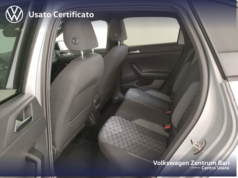 Volkswagen Taigo 1.0 tsi r-line 110cv - 17