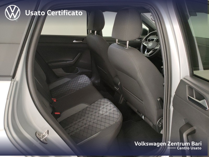 Volkswagen Taigo 1.0 tsi r-line 110cv - 21