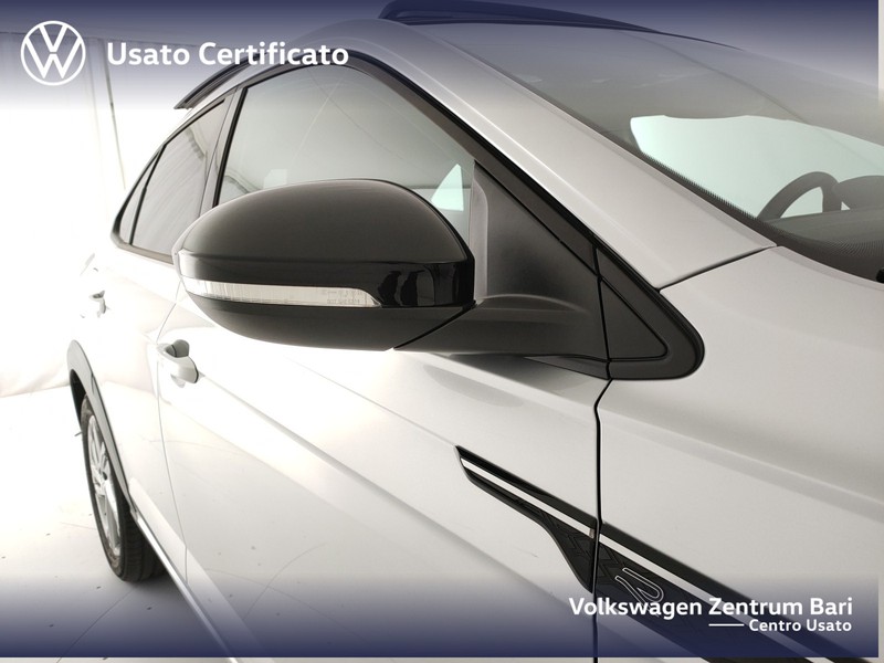 Volkswagen Taigo 1.0 tsi r-line 110cv - 23