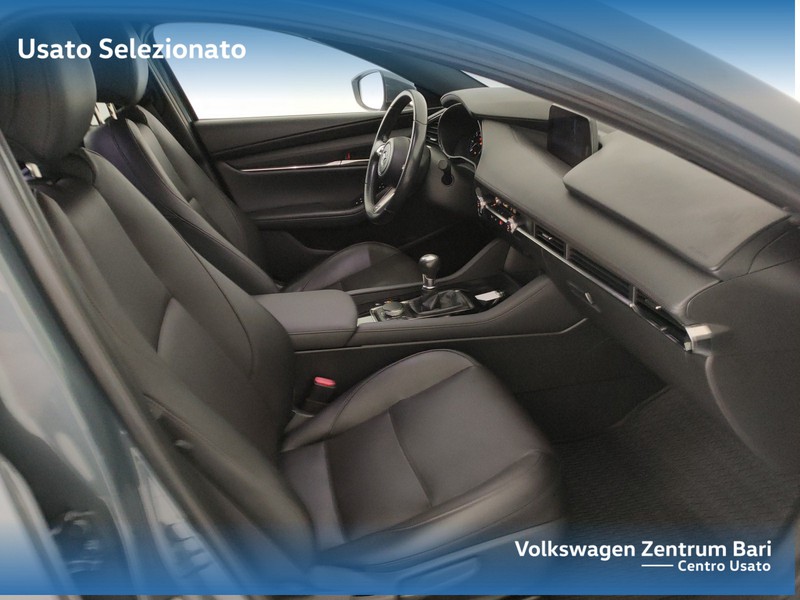 Mazda 3 5p 1.8 exclusive 6at - 28