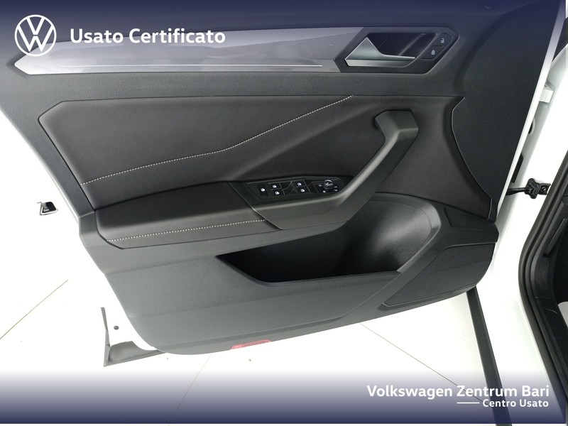 Volkswagen T-Roc 2.0 tdi style 115cv - 12
