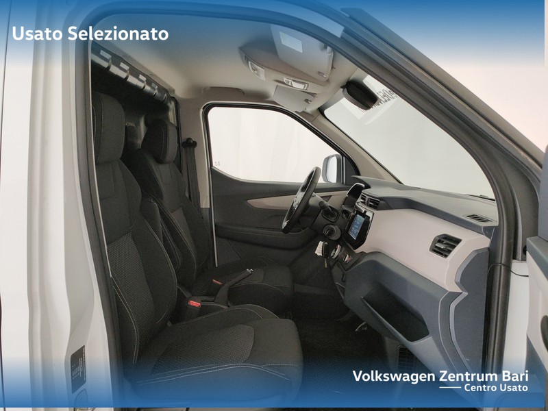 Maxus eDeliver 3 e 3 122cv 50.2kwh l1h1 - 21