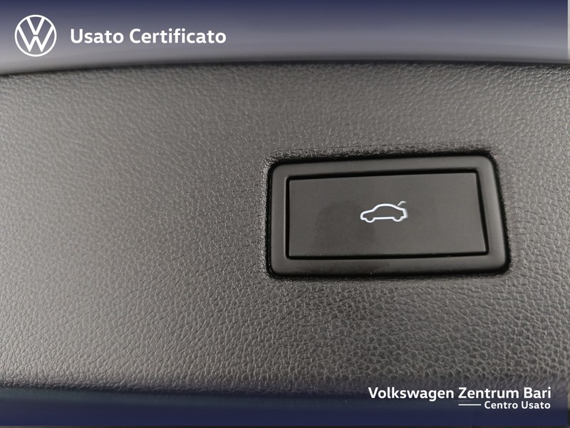 Volkswagen Tiguan 2.0 tdi elegance 150cv dsg - 23