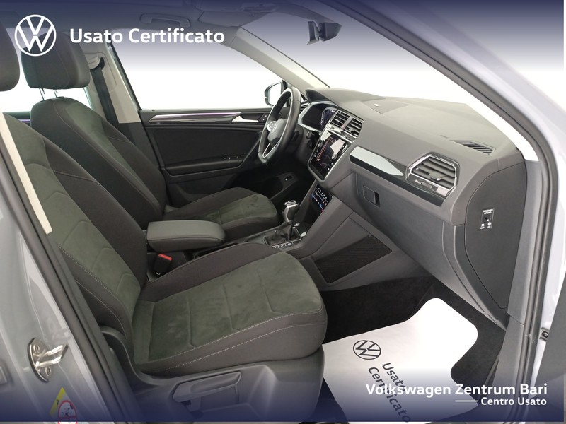 Volkswagen Tiguan 2.0 tdi elegance 150cv dsg - 25
