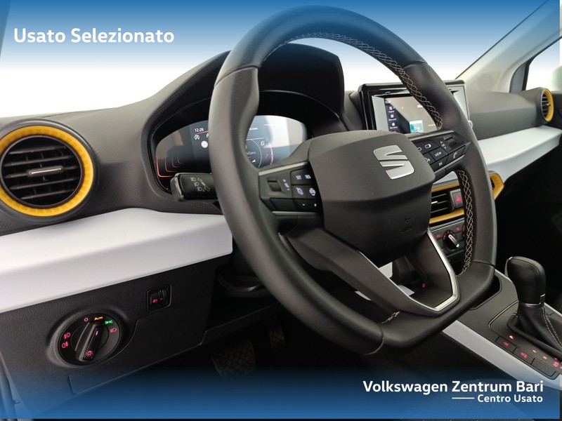 Seat Arona 1.0 ecotsi style 115cv dsg - 12