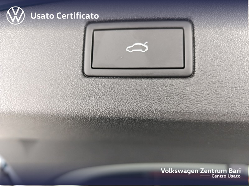 Volkswagen Tiguan 2.0 tdi elegance 150cv dsg - 22