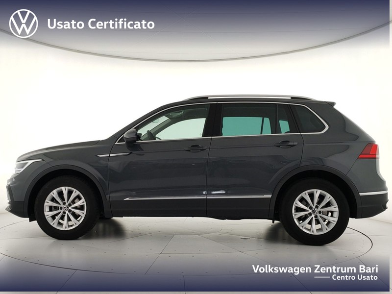 Volkswagen Tiguan 2.0 tdi life 150cv dsg - 9