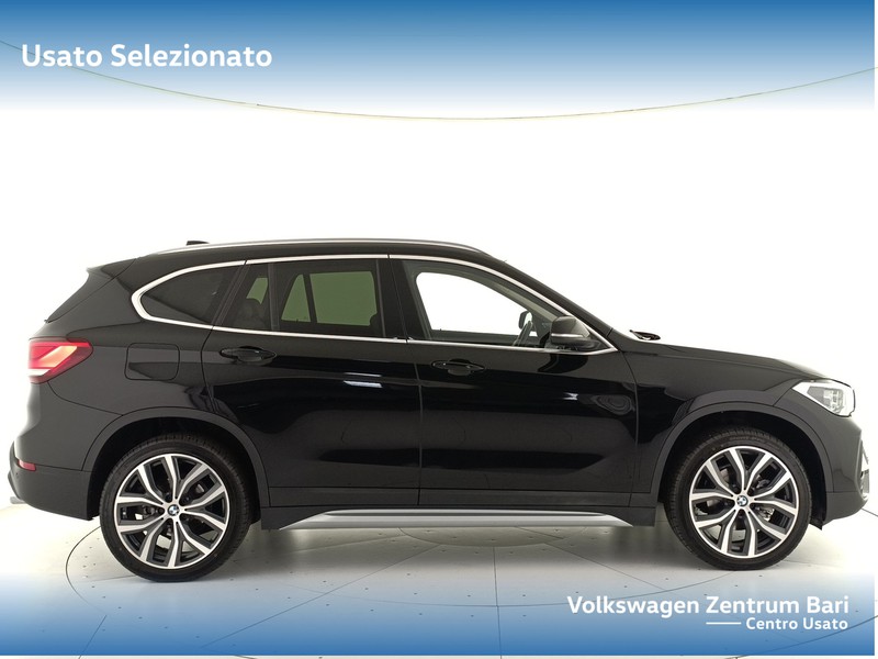 BMW X1 sdrive18d xline auto - 5