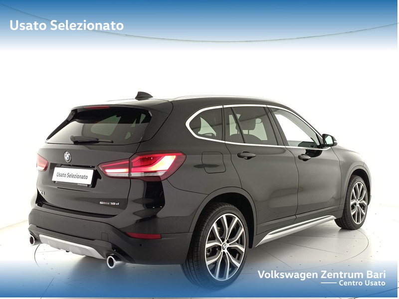 BMW X1 sdrive18d xline auto - 6