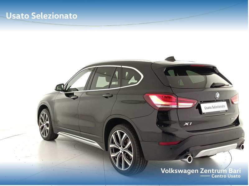 BMW X1 sdrive18d xline auto - 8