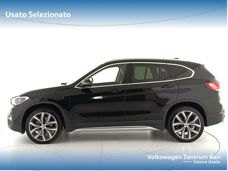 BMW X1 sdrive18d xline auto - 9