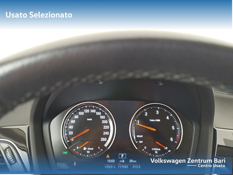 BMW X1 sdrive18d xline auto - 10