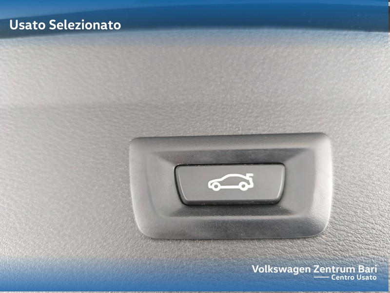 BMW X1 sdrive18d xline auto - 22