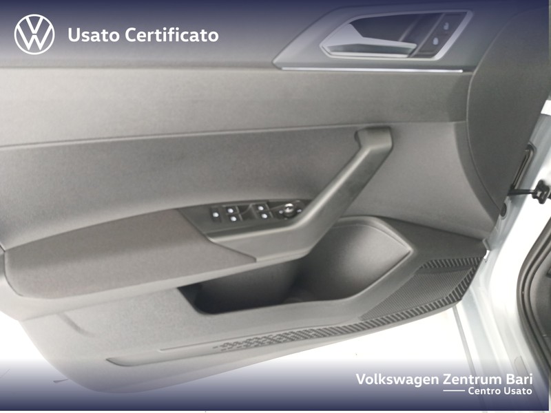 Volkswagen Taigo 1.0 tsi r-line 110cv - 10