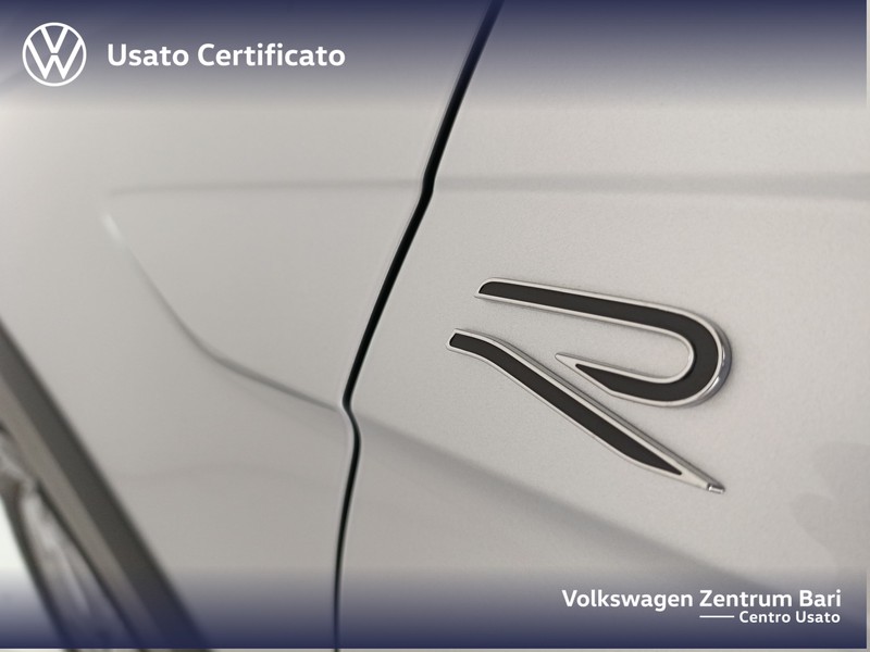 Volkswagen Taigo 1.0 tsi r-line 110cv - 14