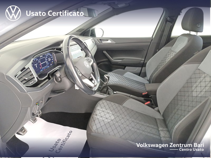 Volkswagen Taigo 1.0 tsi r-line 110cv - 13