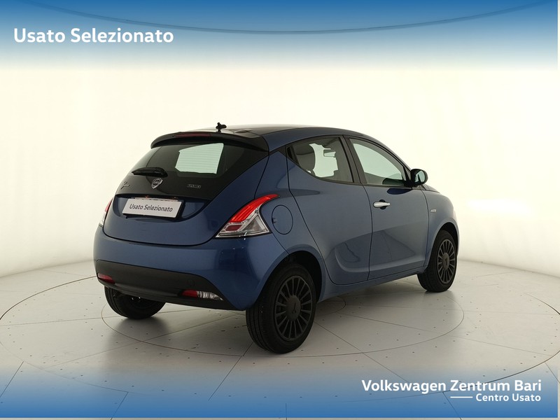 Lancia Ypsilon 1.0 firefly hybrid silver s&s 70cv - 5