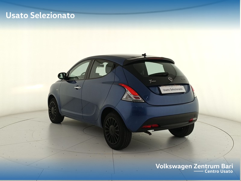 Lancia Ypsilon 1.0 firefly hybrid silver s&s 70cv - 7