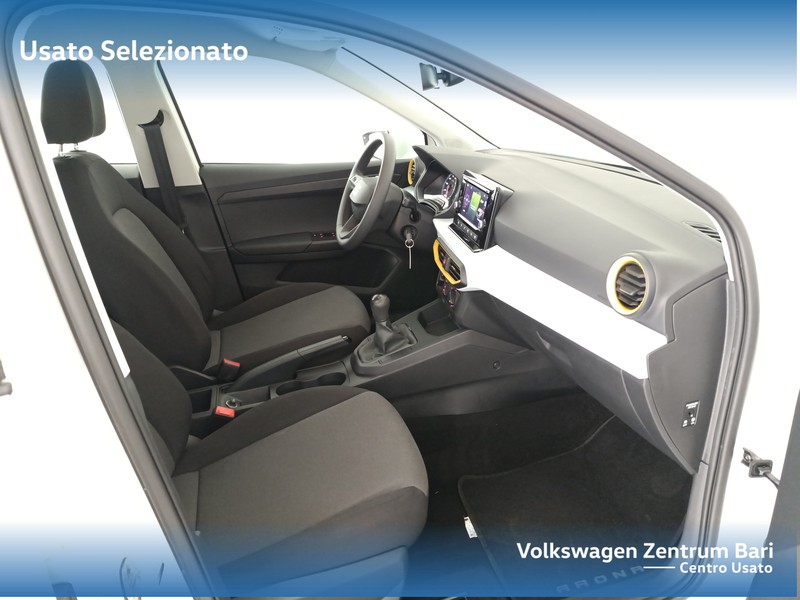 Seat Arona 1.0 ecotsi reference 95cv - 23