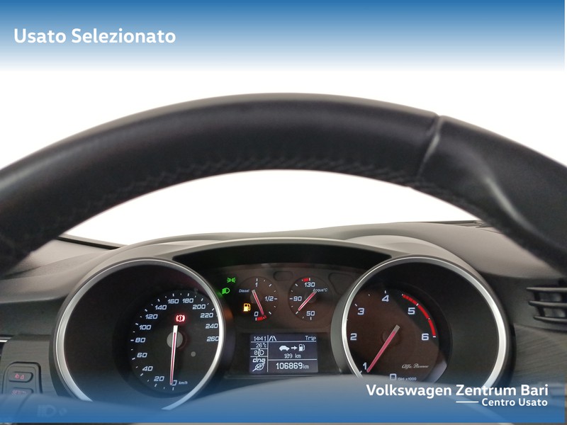 Alfa Romeo Giulietta 1.6 jtdm super 120cv - 8