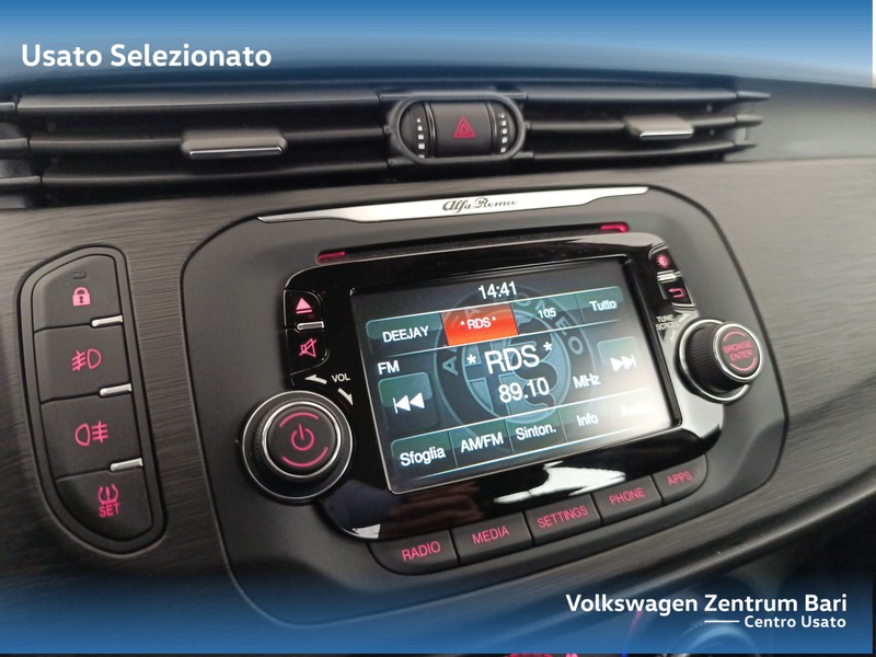 Alfa Romeo Giulietta 1.6 jtdm super 120cv - 9