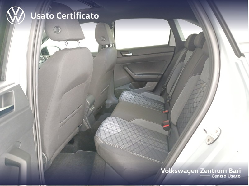 Volkswagen Taigo 1.0 tsi r-line 110cv - 17