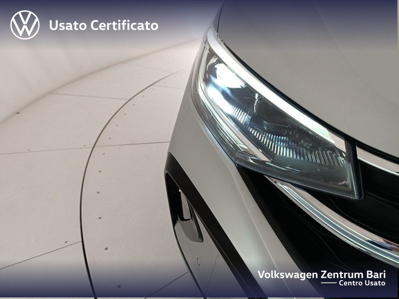 Volkswagen Taigo 1.0 tsi r-line 110cv - 23